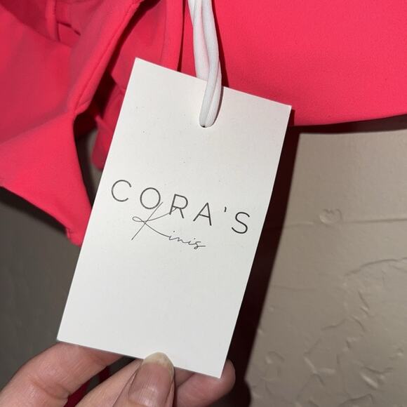 Cora’s kinis Mikonos bottoms and lanai top in hot guava bikini. - Picture 6 of 9